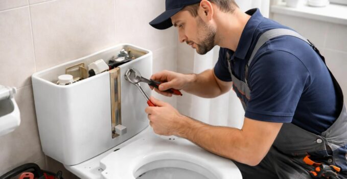 découvrez comment diagnostiquer et réparer rapidement une chasse d'eau cassée pour restaurer le bon fonctionnement de votre wc en toute simplicité.