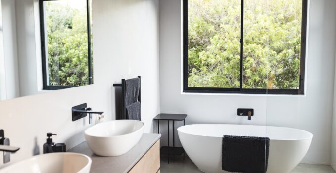 fenêtre salle de bain