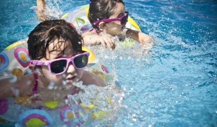 Optez pour des professionnels de la piscine pour un aménagement extérieur réussi