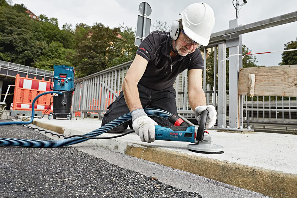 La ponceuse béton disque diamant pour poncer du béton