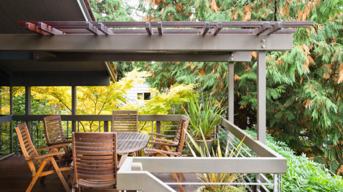 terrasse en bois sur pilotis